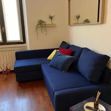 Apartment Bilocale Zona Tortona *