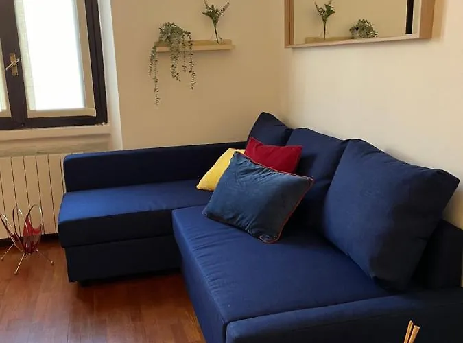 Apartament Bilocale Zona Tortona *